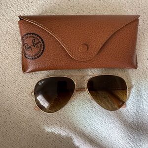 Ray-Ban Gold Aviator Sunglasses with Brown Case